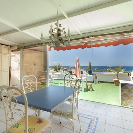 Azahara Apartment